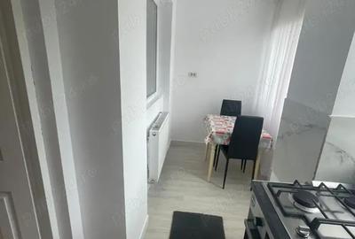 Garsonieră decomandată în Central - 3