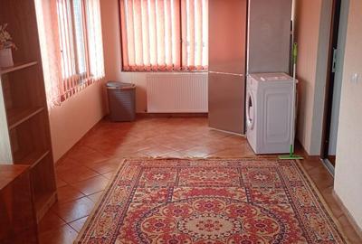 Casă cu 4 camere cu Teren 1000 Mp în Cătămărești - 6