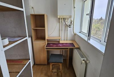 Garsonieră decomandată în Central - 5