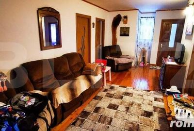 Casă cu 15 camere cu Teren 1000 Mp în Central - 2