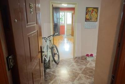 Apartament cu 3 camere semidecomandat în Giulești - 4