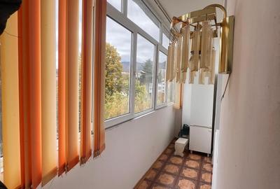 Apartament cu 2 camere decomandat în Central - 8