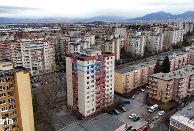 Apartament cu 3 camere decomandat, mobilat în Florilor - 4