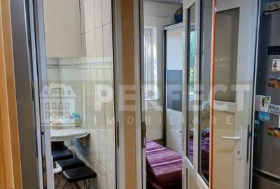 !!! Ap. 3 camere VEST semidecomandat etaj 4, PRET 45000!!! - 1