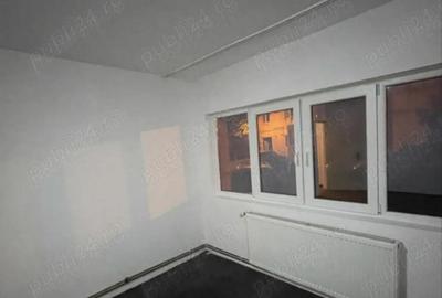 Garsonieră decomandată în Central - 3