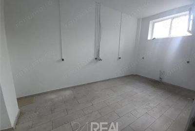 Spațiu comercial, în Moșilor - 2