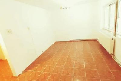 Vand apartament 2 camere sau schimb cu unul mai mare, ofer diferen?a. - 2