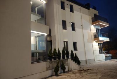 Apartament cu 3 camere decomandat în P-ța Muncii - 35