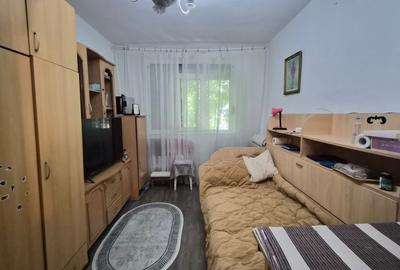 Garsonieră semidecomandată în CET - 3