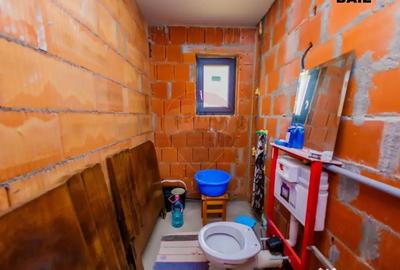 Casă cu 1 camere cu Teren 1450 Mp în Săsar - 2