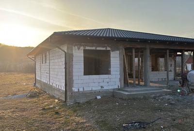 Casă cu 3 camere în Central - 2