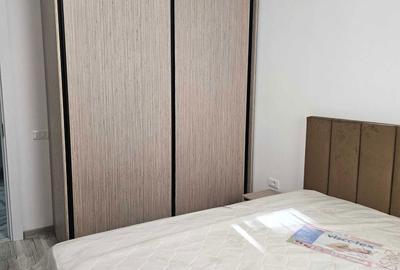 Apartament cu 2 camere decomandat în Apărătorii Patriei