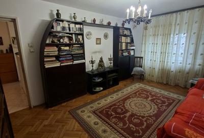 Apartament cu 4 camere decomandat în Aviației - 18