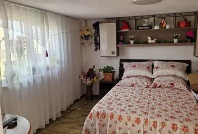 Casă cu 2 camere cu Teren 1686 Mp în Central - 9