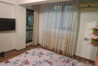 Apartament cu 2 camere decomandat în Apărătorii Patriei - 3
