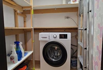 Apartament cu 3 camere decomandat în Titan