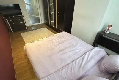 Apartament cu 3 camere, decomandat - zona Tractorul. Apartament cu 3 camere, decomandat - zona Tractorul. - 3