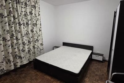 Apartament cu 3 camere semidecomandat în Micro 1 - 1