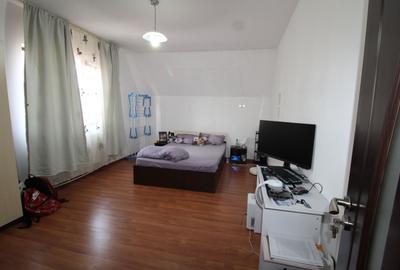 Garsonieră decomandată în Central - 2