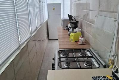 Apartament cu 4 camere decomandat în Central - 3