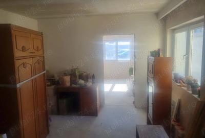 Casă cu 9 camere cu Teren 500 Mp în Șelimbăr - 2