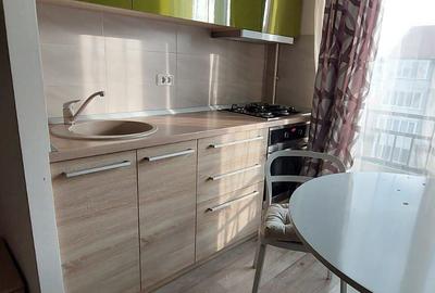 Apartament cu 2 camere semidecomandat în Central - 3