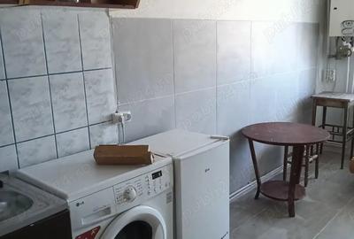 Garsonieră decomandată în Valea Aurie - 2