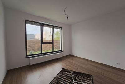 Casa individuala- 3 camere- 7 min de mers pe jos de STV- 380mp teren - 4