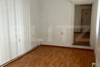 Casă cu 7 camere cu Teren 111 Mp în Central - 7