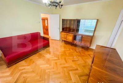 Apartament cu 4 camere semidecomandat în 22 Decembrie - 5