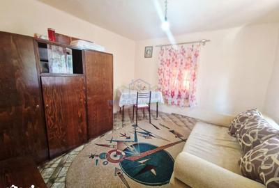 Casă cu 3 camere cu Teren 664 Mp în Gângiova - 12