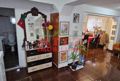 Casă cu 3 camere cu Teren 121 Mp în Central - 7