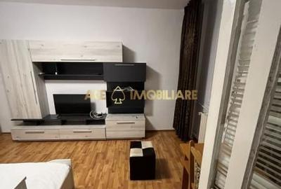 Garsonieră decomandată, mobilată în Titan - 3