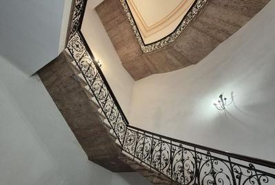 Apartament cu 4 camere în Ultracentral - 3