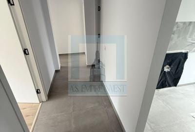 Apartament 4 camere renovat complet, etj. 1/4 - zona Tractorul - 3