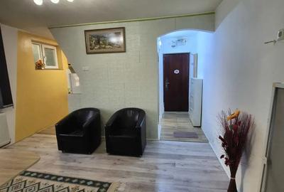 Apartament cu 2 camere semidecomandat în Rogerius