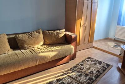 Apartament cu 3 camere decomandat în Central - 1