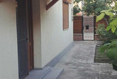 Garsonieră decomandată în Dacia - 2