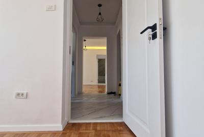 Tomis II (Spitalul Județean)- 3 camere, etaj 3, renovat, gaze, parcare, liber Tomis II (Spitalul Județean)- 3 camere, etaj 3, renovat, gaze, parcare, liber - 17