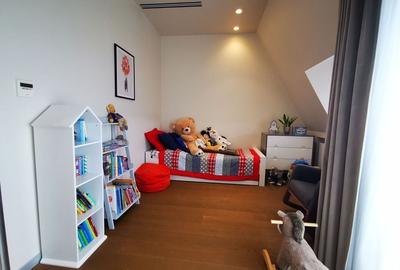 Penthouse  ultrafinisat cu 4 dormitoare, mobilier modern si garaj dublu - 15