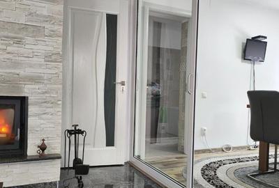 Casă cu 4 camere cu Teren 569 Mp în Zăvoi - 2