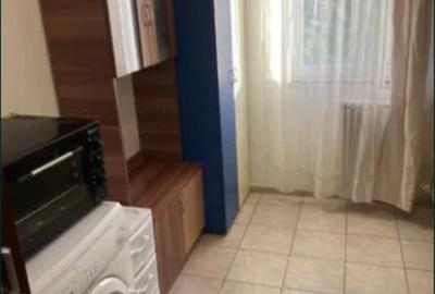 Garsonieră în Astra