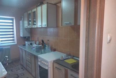 Inchiriez apartament, parter 58m2 zona lama. - 4