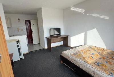 Garsonieră decomandată în Central - 1