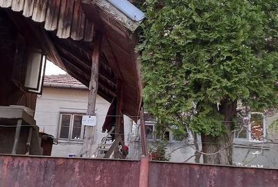 Casă cu Teren 16 Mp în Central - 1