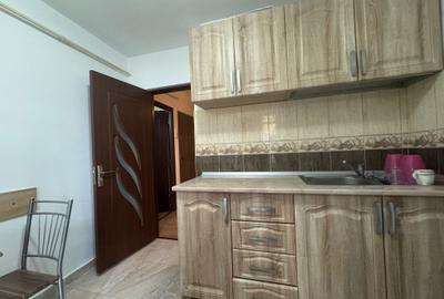 Apartament cu 2 camere decomandat, mobilat în Central - 1