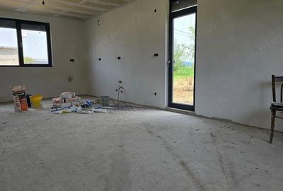 Casă cu 6 camere în Leșnic - 5