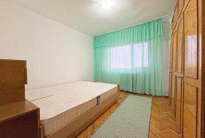 Apartament spatios, in zona Lunei, 450 euro - 11