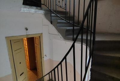 Casă individuală cu 12 camere cu Teren 160 Mp în Dorobanți - 21