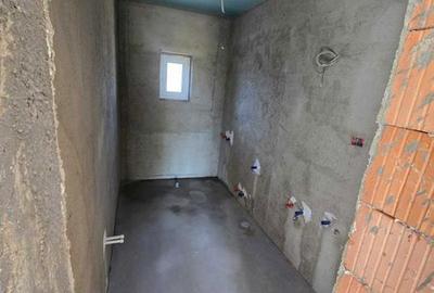 Casă cu 4 camere cu Teren 95 Mp în Calea Aradului - 2